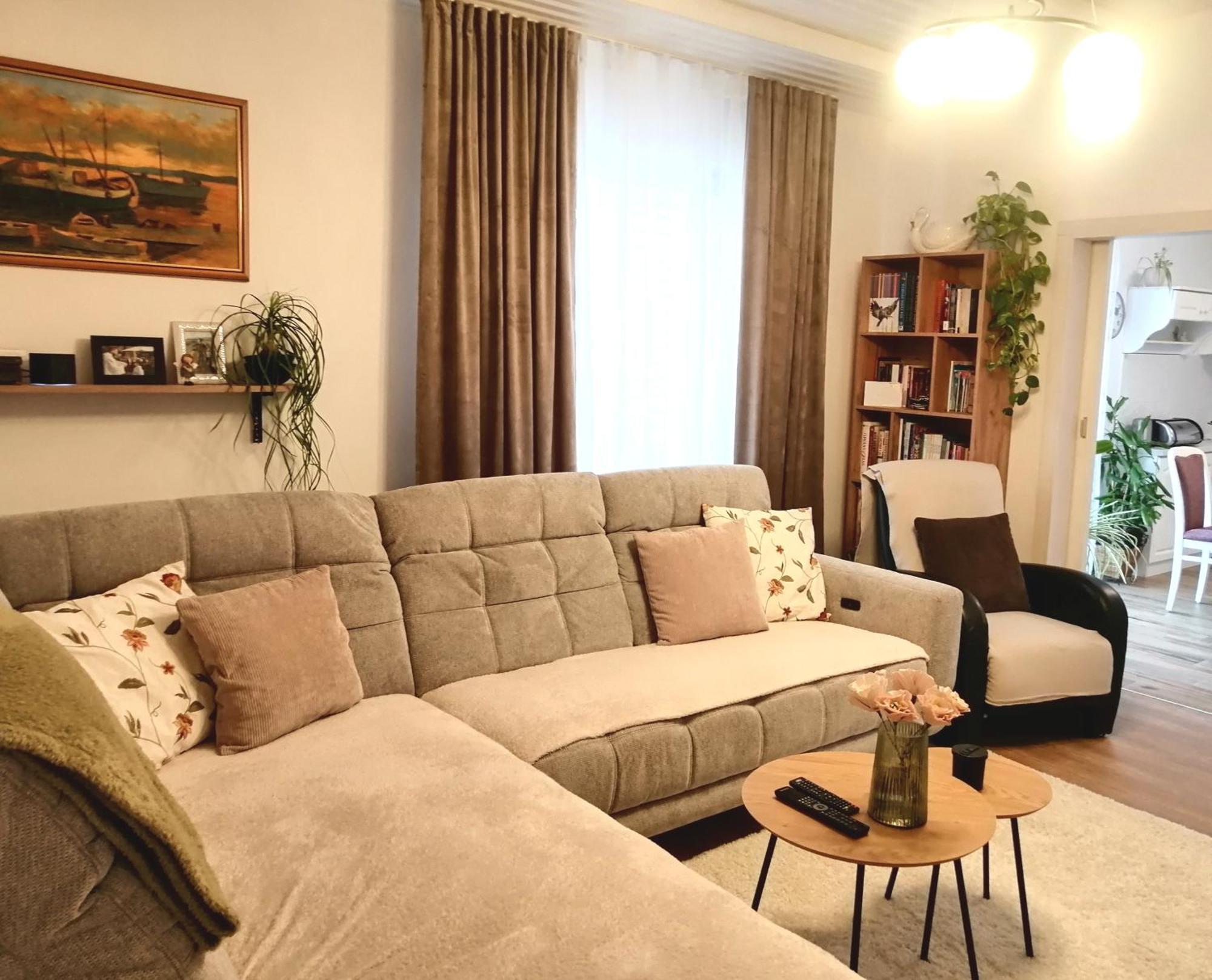 Maja Apartment Макарска Екстериор снимка