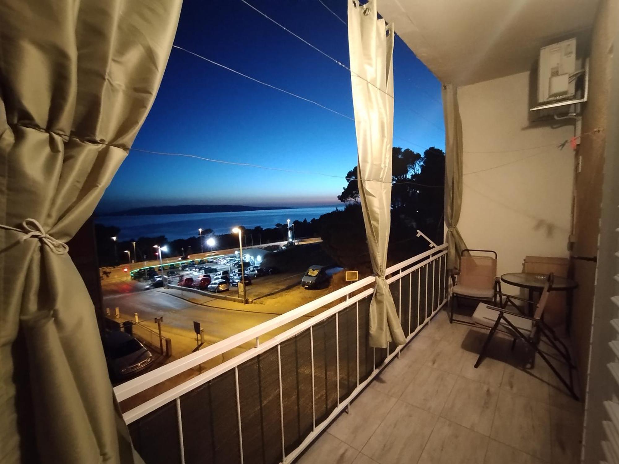 Maja Apartment Макарска Екстериор снимка
